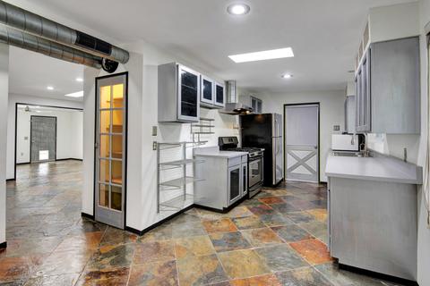 4907 E Piccadilly Rd, Phoenix, AZ 85018 photo 2