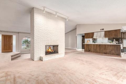 978 E Driftwood Dr, Tempe, AZ 85283 photo 3