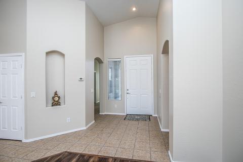 2305 E Iris Ct, Chandler, AZ 85286 photo 5
