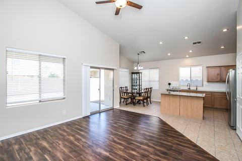 2305 E Iris Ct, Chandler, AZ 85286 photo 7