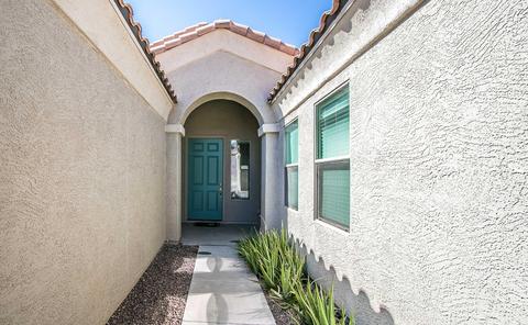 2305 E Iris Ct, Chandler, AZ 85286 photo 4