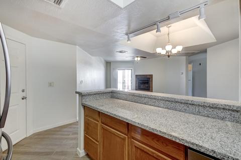 1352 E Highland Ave #210, Phoenix, AZ 85014 photo 10