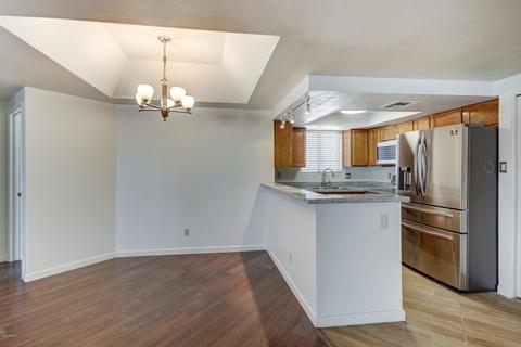 1352 E Highland Ave #210, Phoenix, AZ 85014 photo 12