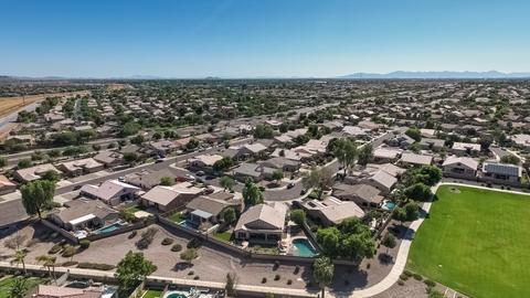 3919 S Martingale Rd, Gilbert, AZ 85297 photo 4