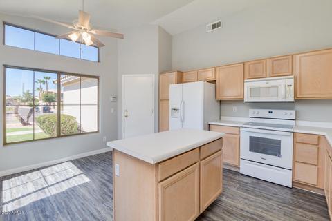 1663 E Barbarita Ave, Gilbert, AZ 85234 photo 2