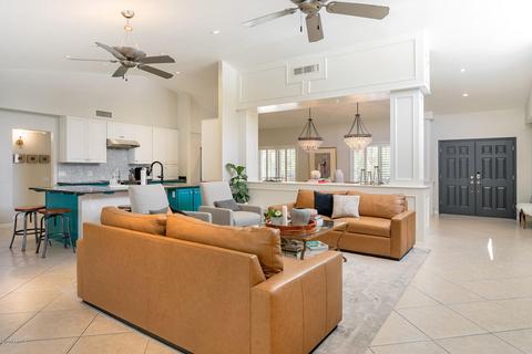2011 E Orangewood Ave, Phoenix, AZ 85020 photo 13