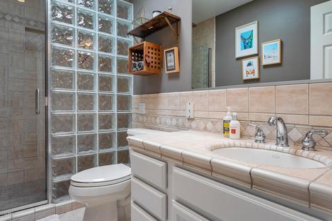 2011 E Orangewood Ave, Phoenix, AZ 85020 photo 44