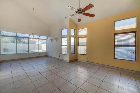 4721 E Thunderhill Pl, Phoenix, AZ 85044 photo 5