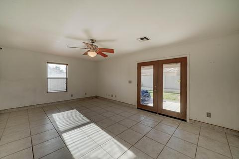 4721 E Thunderhill Pl, Phoenix, AZ 85044 photo 8