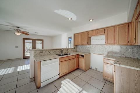 4721 E Thunderhill Pl, Phoenix, AZ 85044 photo 11