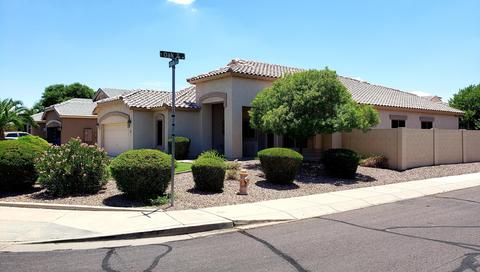 211 W Brooks St, Gilbert, AZ 85233 photo 2