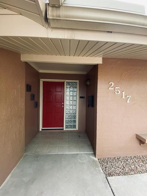 2517 E Brown St, Phoenix, AZ 85028 photo 1