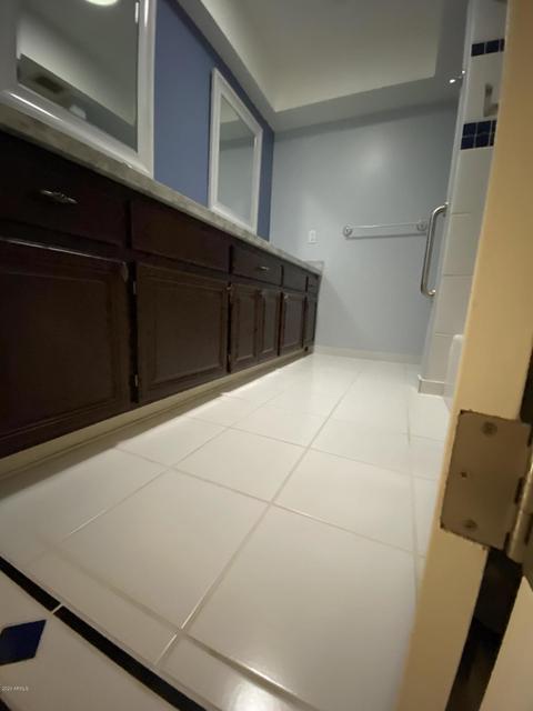 2517 E Brown St, Phoenix, AZ 85028 photo 6