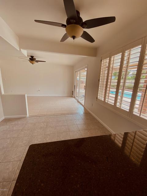 2517 E Brown St, Phoenix, AZ 85028 photo 3