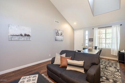 1441 E Chestnut Ln, Gilbert, AZ 85298 photo 7