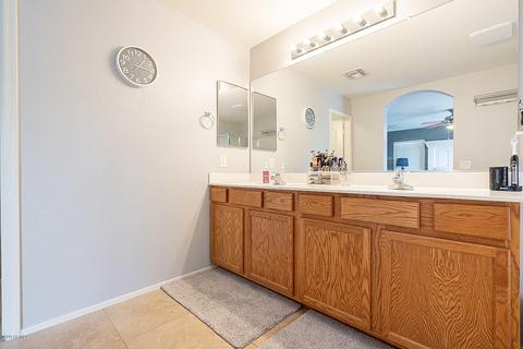 1441 E Chestnut Ln, Gilbert, AZ 85298 photo 42