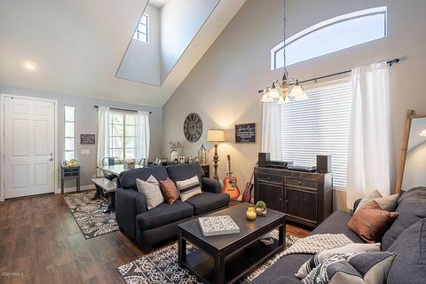 1441 E Chestnut Ln, Gilbert, AZ 85298 photo 6