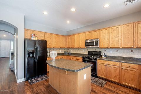 1441 E Chestnut Ln, Gilbert, AZ 85298 photo 11