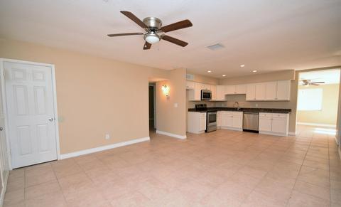 4234 E Saint Catherine Ave, Phoenix, AZ 85042 photo 2