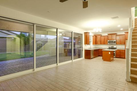 817 E Constance Way, Phoenix, AZ 85042 photo 11