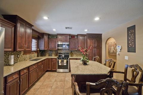 4040 N 75th Dr, Phoenix, AZ 85033 photo 10