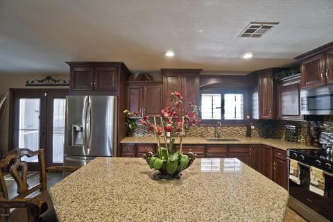 4040 N 75th Dr, Phoenix, AZ 85033 photo 9