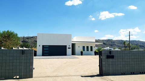 2301 E Desert Ln, Phoenix, AZ 85042 photo 2