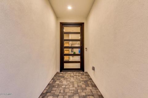 2301 E Desert Ln, Phoenix, AZ 85042 photo 13