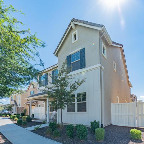 2263 S Agnes Ln, Gilbert, AZ 85295 photo 3