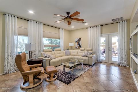 4034 E Clubview Dr, Gilbert, AZ 85298 photo 5
