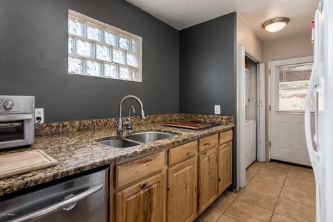 9004 N 2nd Dr, Phoenix, AZ 85021 photo 10