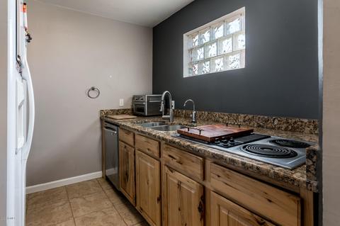 9004 N 2nd Dr, Phoenix, AZ 85021 photo 9