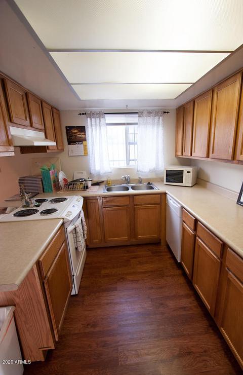 518 E 4th Pl, Mesa, AZ 85203 photo 6