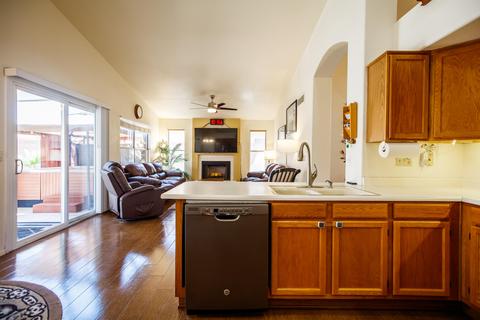 4514 E Rock Wren Rd, Phoenix, AZ 85044 photo 5