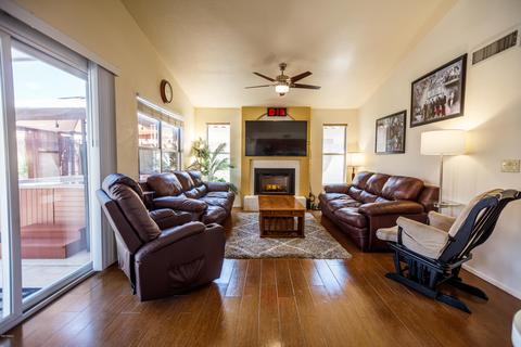 4514 E Rock Wren Rd, Phoenix, AZ 85044 photo 6