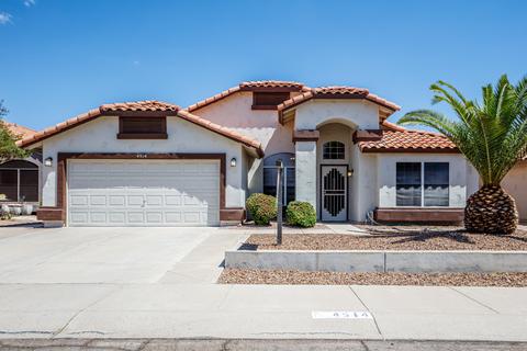 4514 E Rock Wren Rd, Phoenix, AZ 85044 photo 1