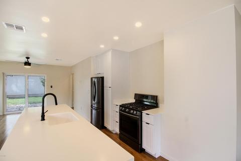 1025 E Weldon Ave, Phoenix, AZ 85014 photo 11