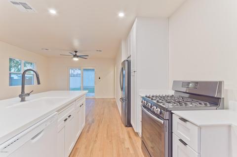 1025 E Weldon Ave, Phoenix, AZ 85014 photo 8
