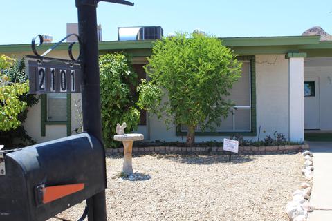 2101 E Gretta Pl, Phoenix, AZ 85022 photo 2