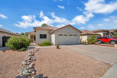 693 E Redondo Dr, Gilbert, AZ 85296 photo 1