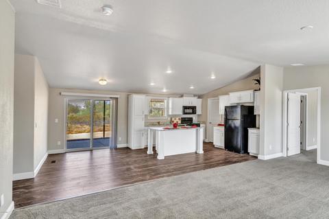 1126 N Grand Dr, Apache Junction, AZ 85120 photo 2