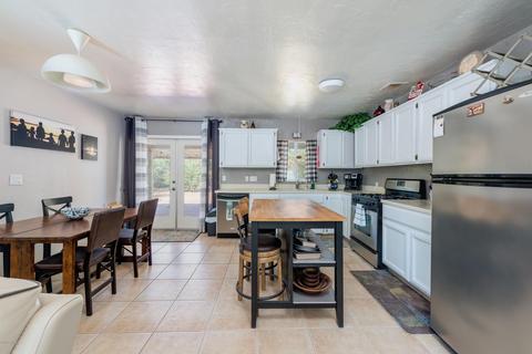 2234 E Cheery Lynn Rd, Phoenix, AZ 85016 photo 6