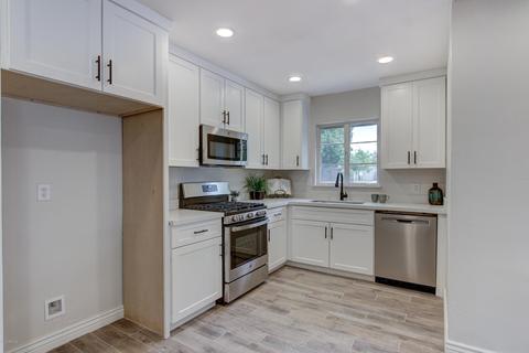 3328 N 24th Pl, Phoenix, AZ 85016 photo 10