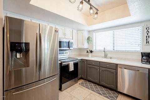 3860 E Caballero Cir, Mesa, AZ 85205 photo 13