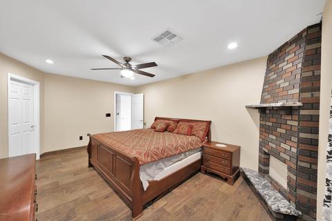 2923 E Laurel Ln, Phoenix, AZ 85028 photo 12