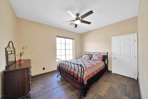 2923 E Laurel Ln, Phoenix, AZ 85028 photo 18
