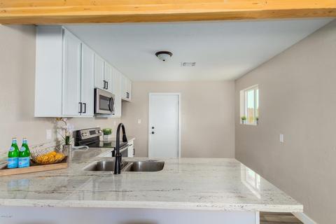 5443 S 35th Dr, Phoenix, AZ 85041 photo 7