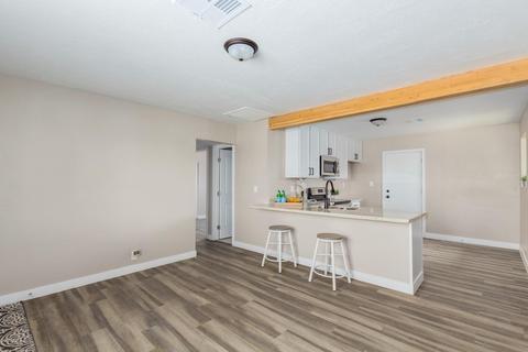 5443 S 35th Dr, Phoenix, AZ 85041 photo 3