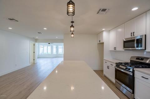 3008 E Cheery Lynn Rd, Phoenix, AZ 85016 photo 6