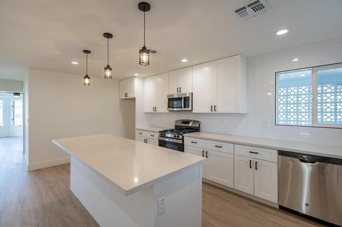 3008 E Cheery Lynn Rd, Phoenix, AZ 85016 photo 5